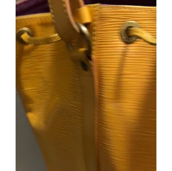 LOUIS Vuitton  bucket bag - Picture 4 of 9